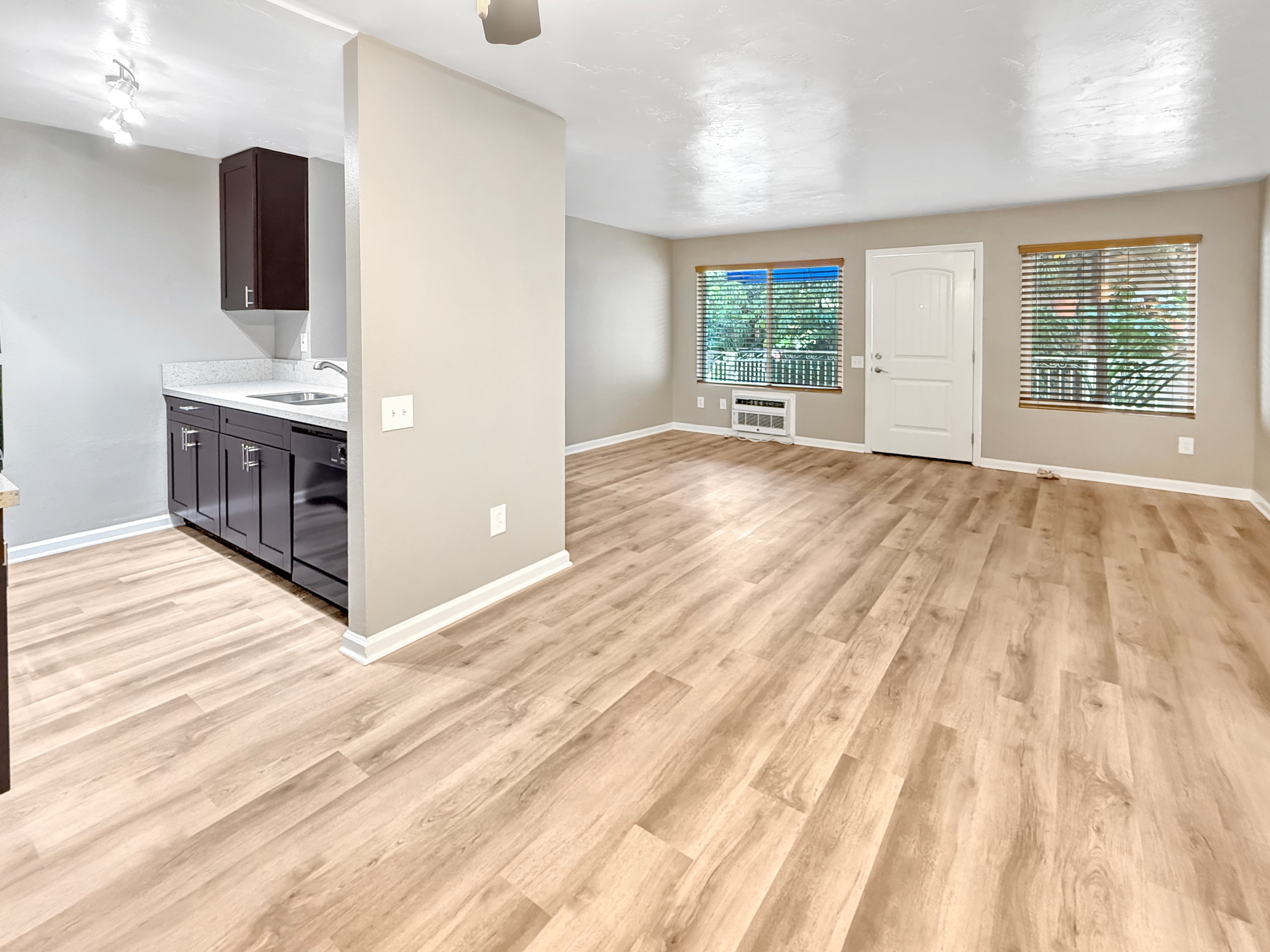 2 bed open-plan living and kitchen